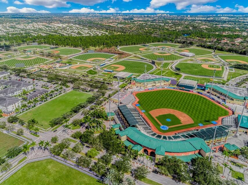 For Sale: $1,175,000 (4 beds, 3 baths, 3166 Square Feet)