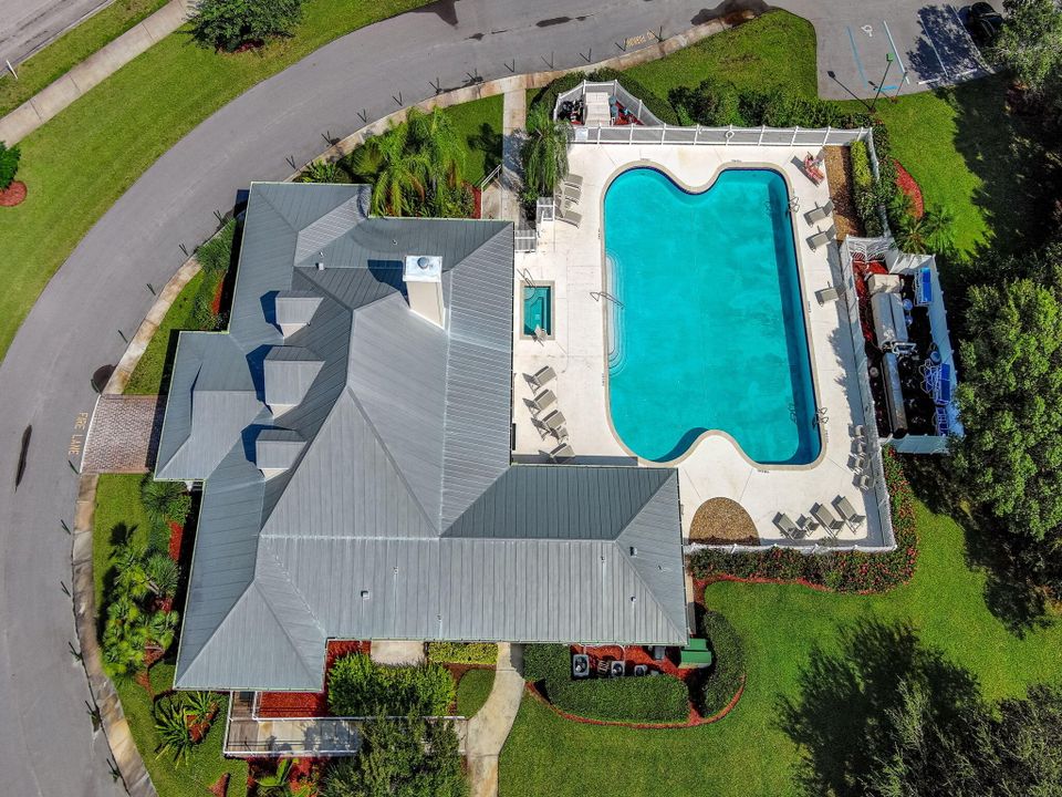 На продажу: $299,900 (3 спален, 2 ванн, 1687 Квадратных фут)