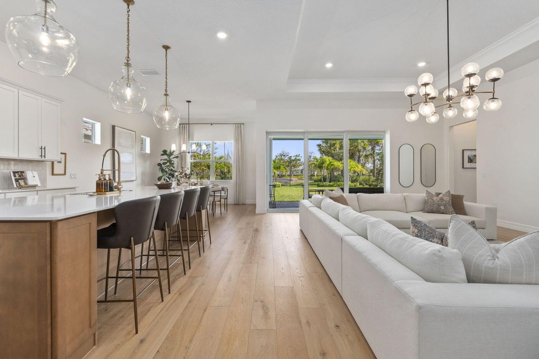 En Venta: $1,175,000 (3 camas, 3 baños, 2478 Pies cuadrados)