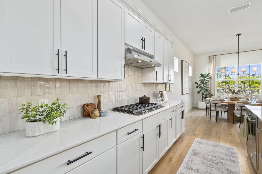 En Venta: $1,175,000 (3 camas, 3 baños, 2478 Pies cuadrados)