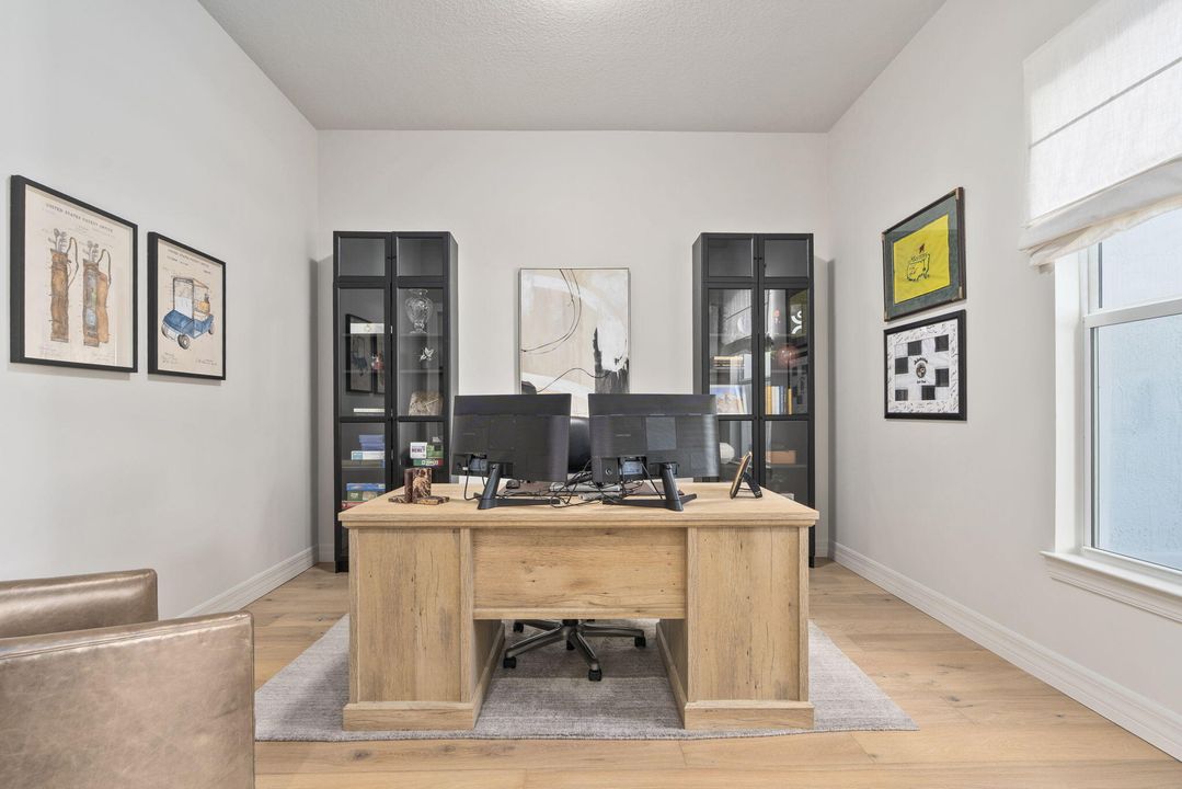 En Venta: $1,175,000 (3 camas, 3 baños, 2478 Pies cuadrados)