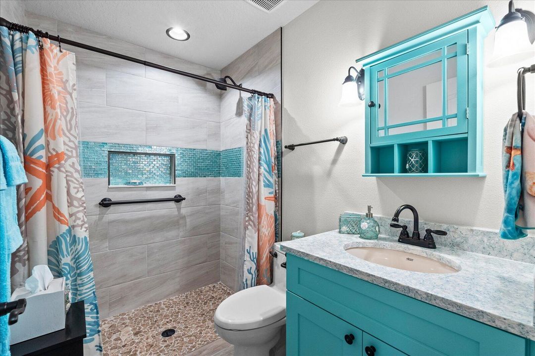 For Sale: $895,000 (2 beds, 2 baths, 2774 Square Feet)