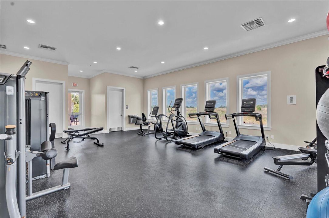 For Sale: $895,000 (2 beds, 2 baths, 2774 Square Feet)