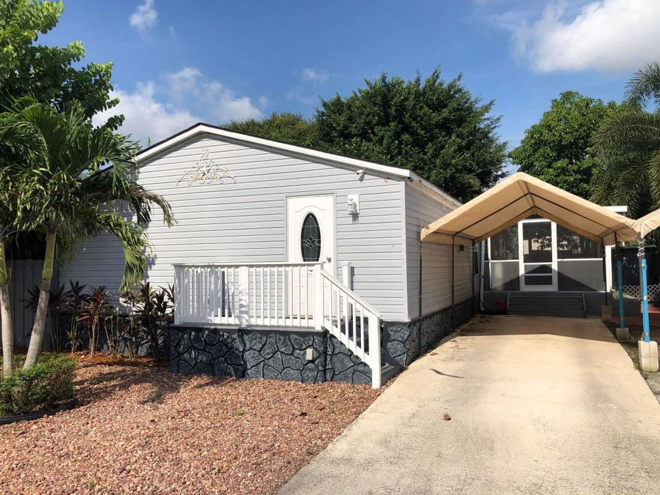 For Rent: $2,600 (3 beds, 2 baths, 1440 Square Feet)