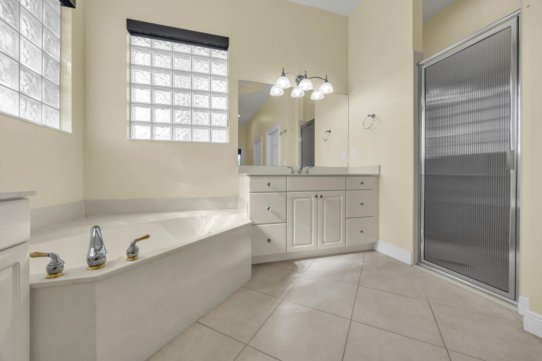 待售: $995,000 (3 贝兹, 3 浴室, 2854 平方英尺)