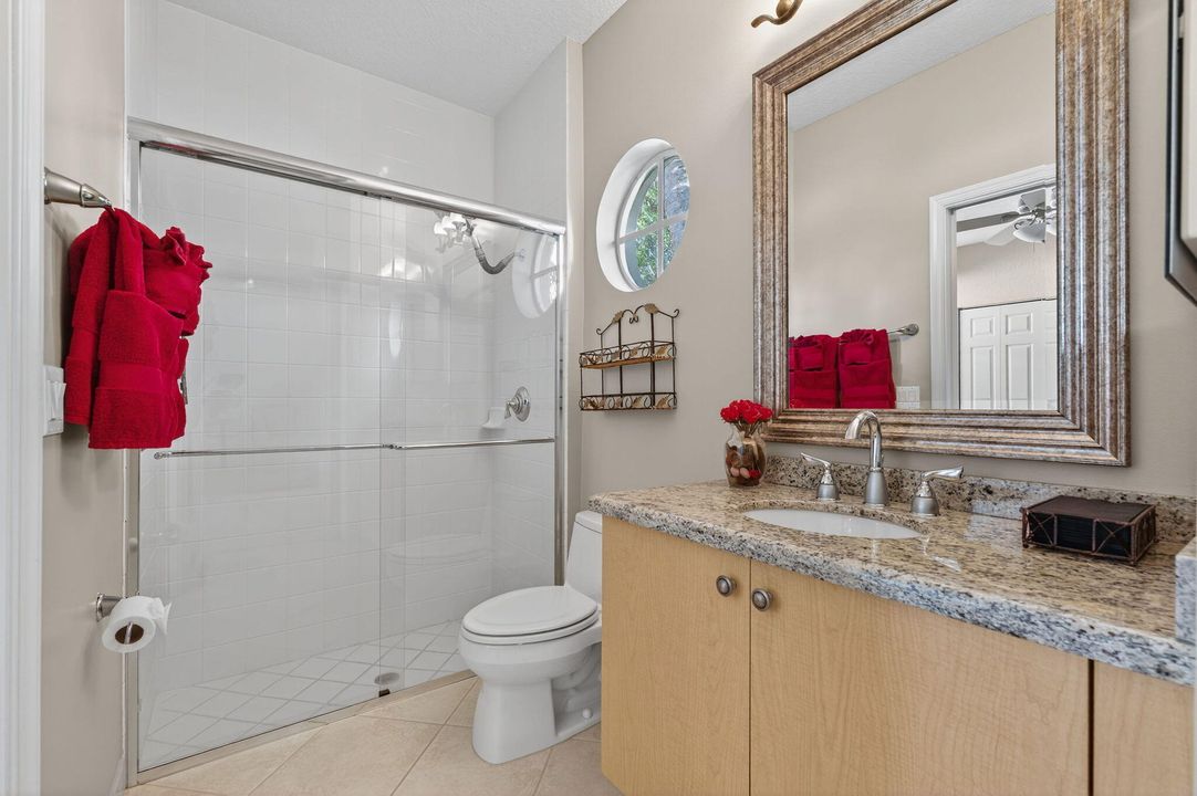 合同活跃: $625,000 (3 贝兹, 2 浴室, 2810 平方英尺)