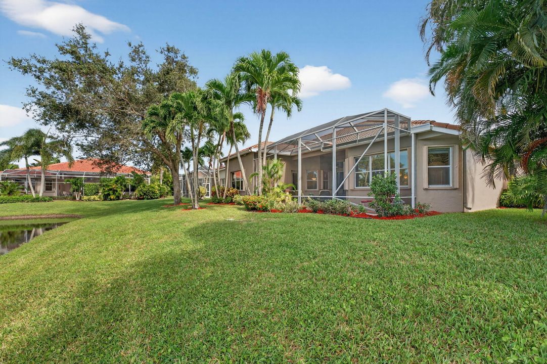 合同活跃: $625,000 (3 贝兹, 2 浴室, 2810 平方英尺)