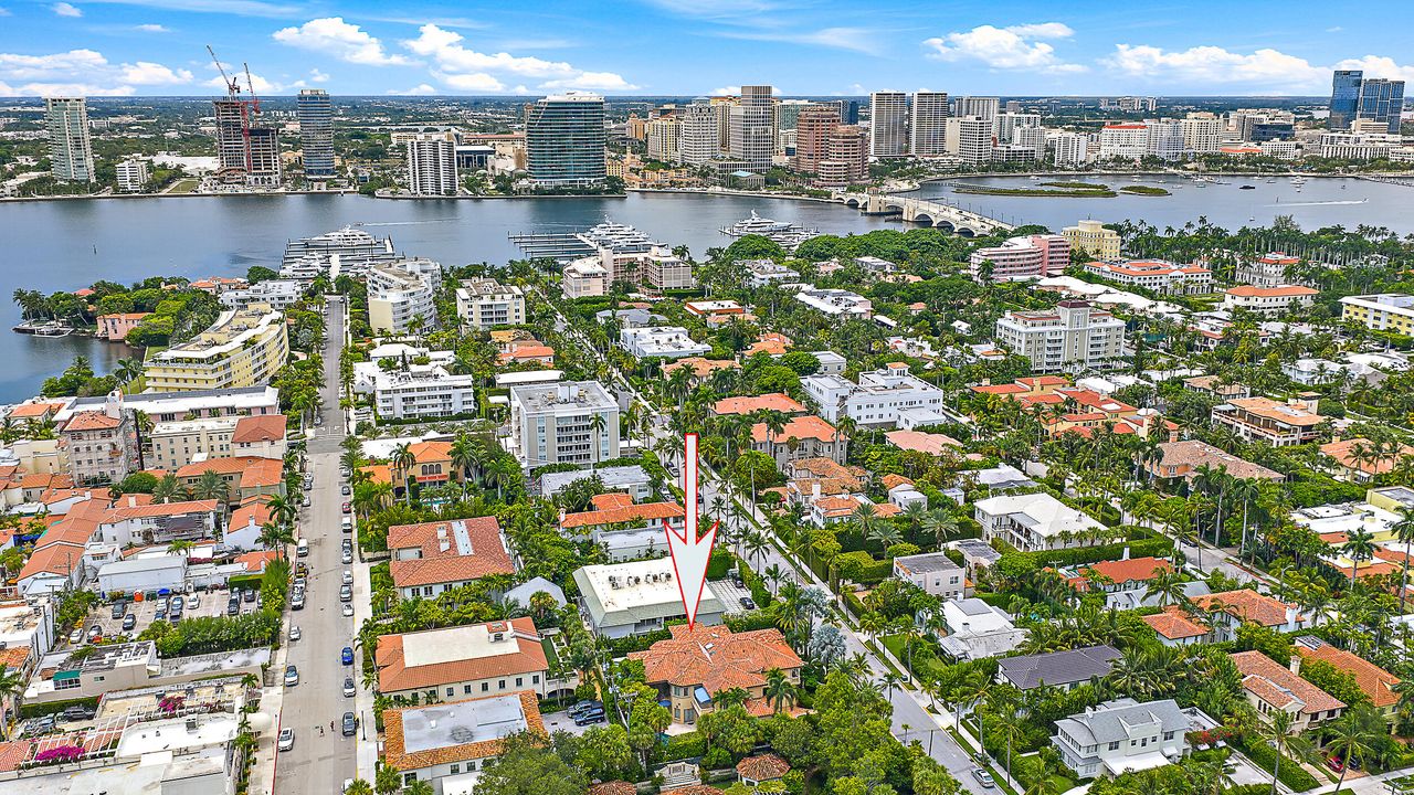 For Sale: $16,000,000 (4 beds, 4 baths, 4195 Square Feet)