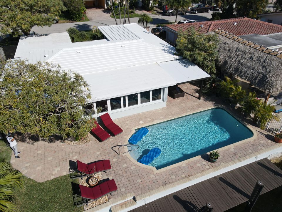 For Rent: $12,000 (2 beds, 2 baths, 1400 Square Feet)