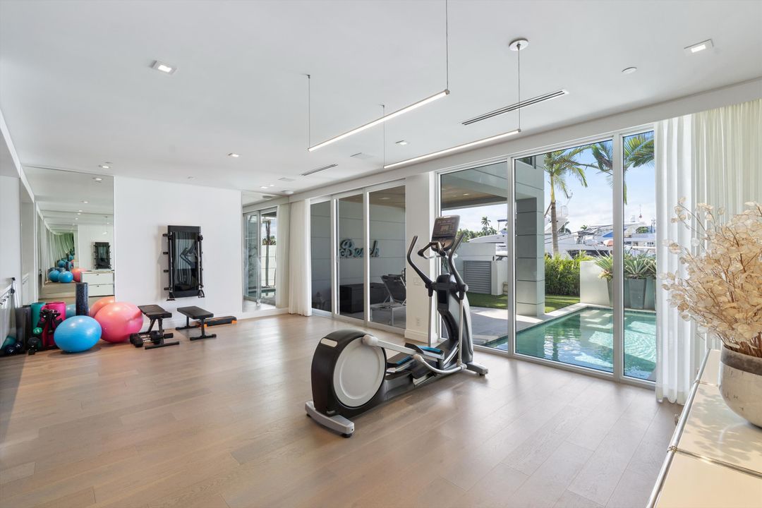 En Venta: $5,850,000 (4 camas, 4 baños, 4486 Pies cuadrados)