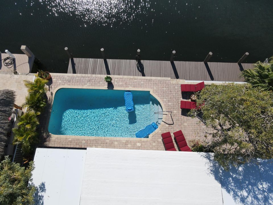 For Rent: $12,000 (2 beds, 2 baths, 1400 Square Feet)