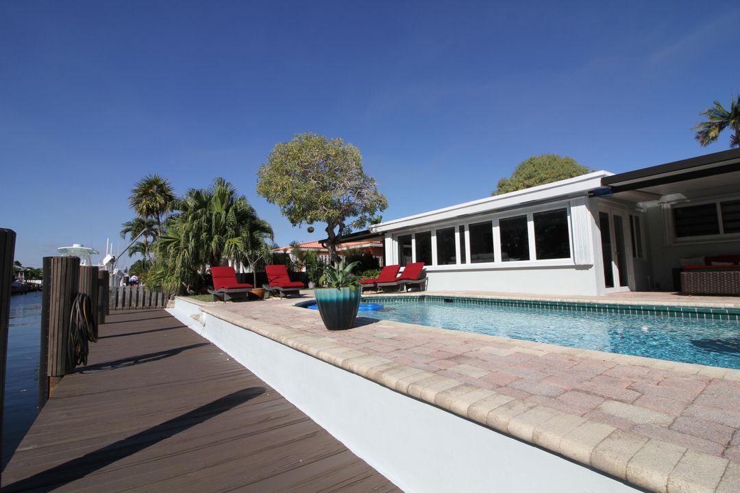 For Rent: $12,000 (2 beds, 2 baths, 1400 Square Feet)