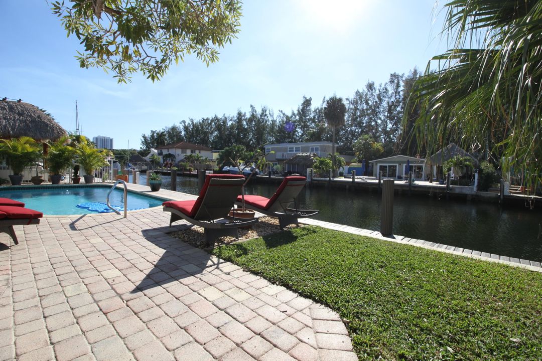 For Rent: $12,000 (2 beds, 2 baths, 1400 Square Feet)