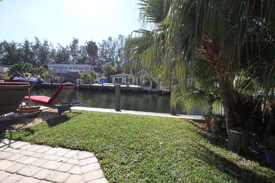 For Rent: $12,000 (2 beds, 2 baths, 1400 Square Feet)