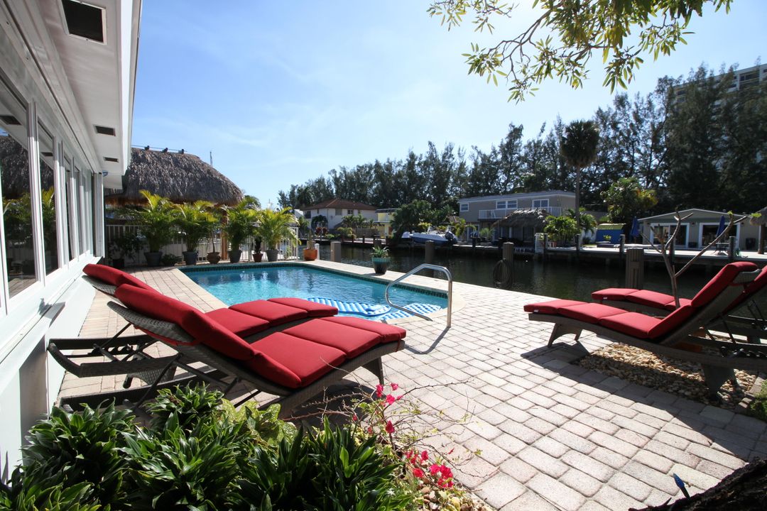 For Rent: $12,000 (2 beds, 2 baths, 1400 Square Feet)