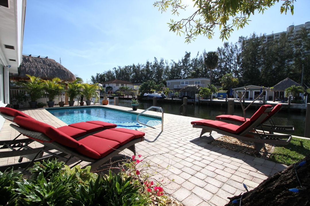 For Rent: $12,000 (2 beds, 2 baths, 1400 Square Feet)