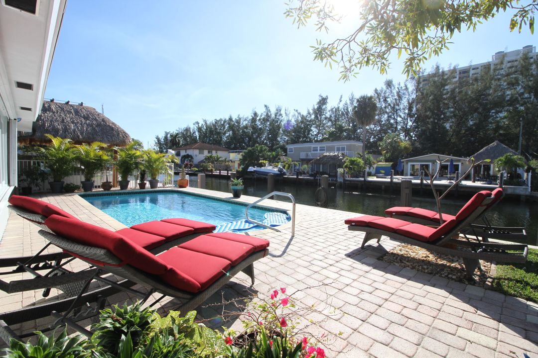 For Rent: $12,000 (2 beds, 2 baths, 1400 Square Feet)