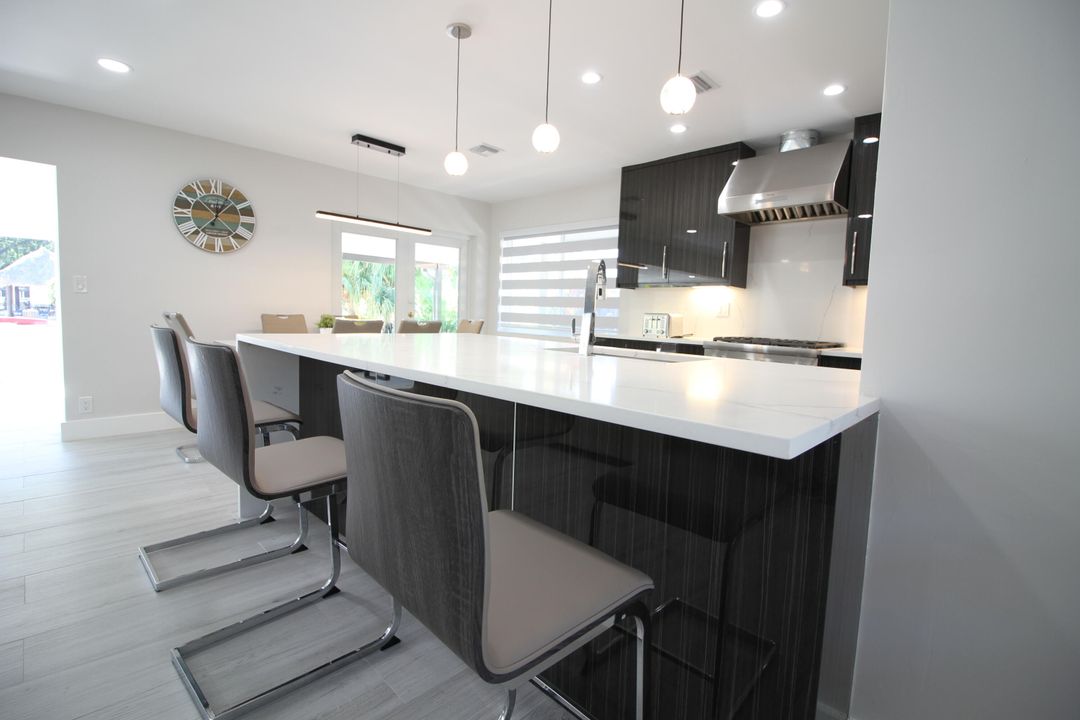 For Rent: $12,000 (2 beds, 2 baths, 1400 Square Feet)