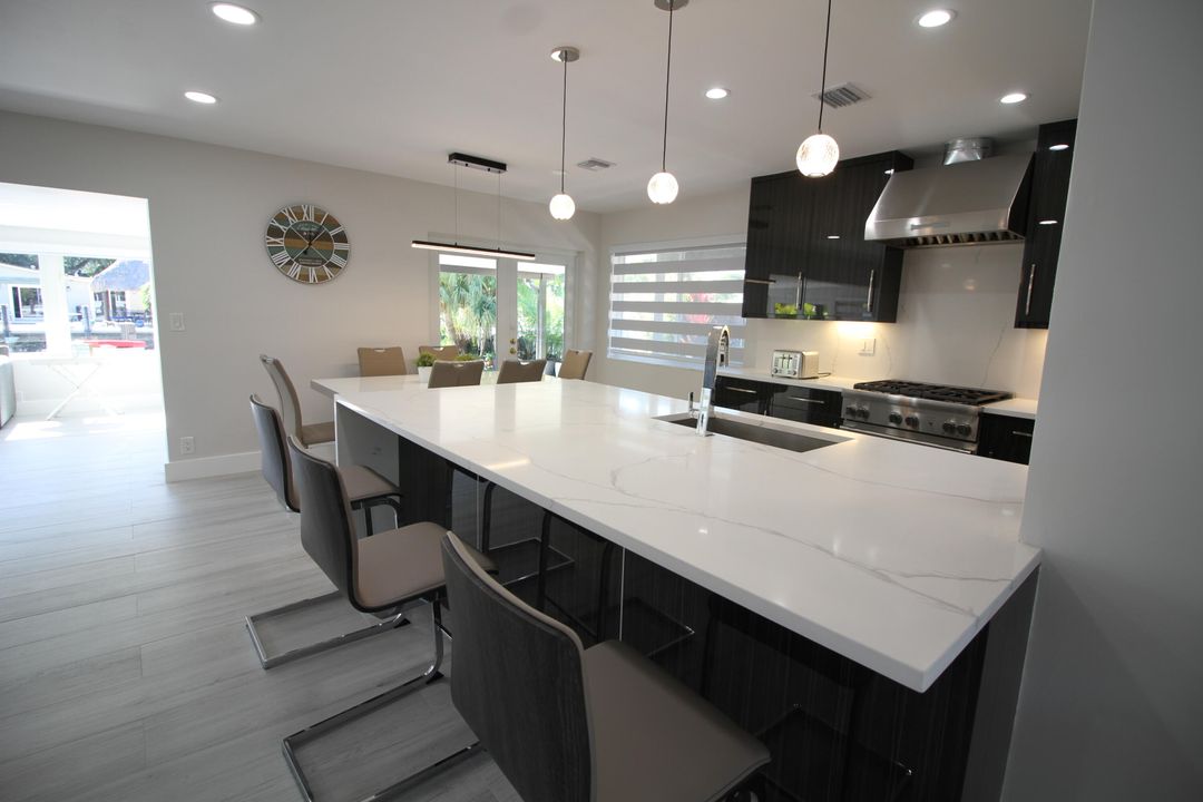 For Rent: $12,000 (2 beds, 2 baths, 1400 Square Feet)