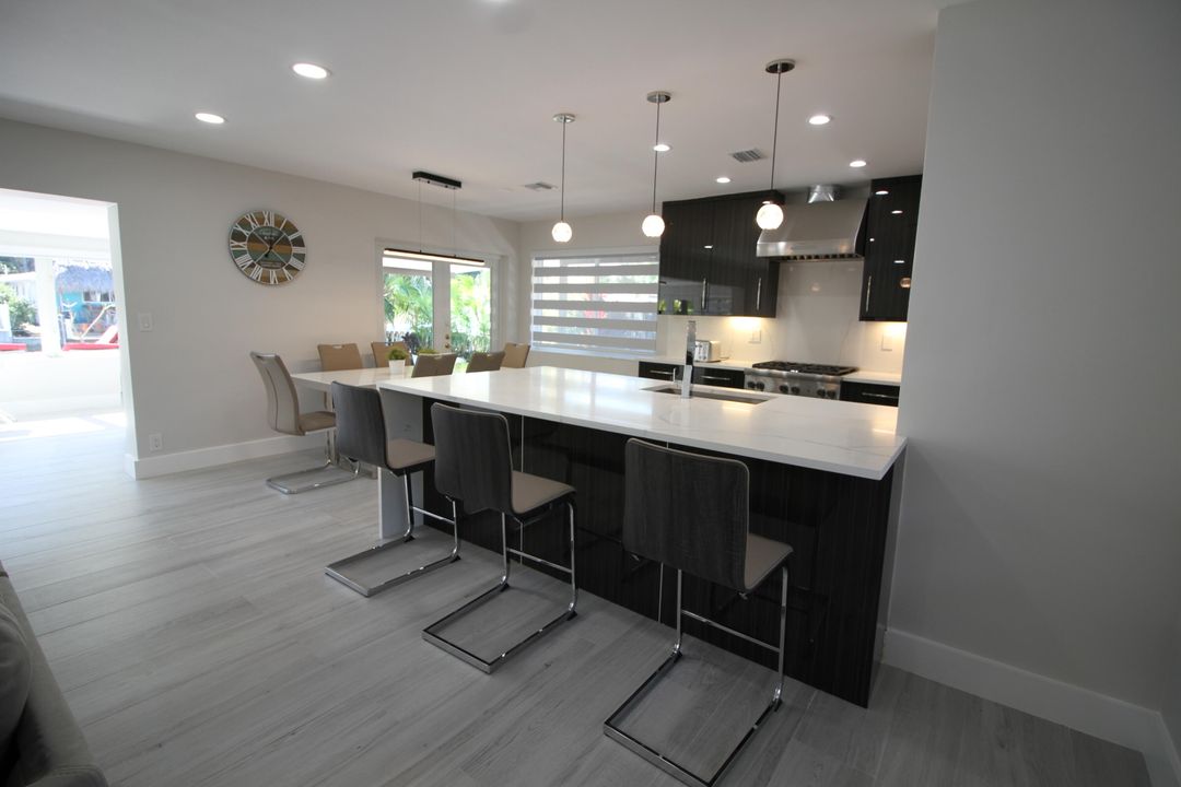 For Rent: $12,000 (2 beds, 2 baths, 1400 Square Feet)