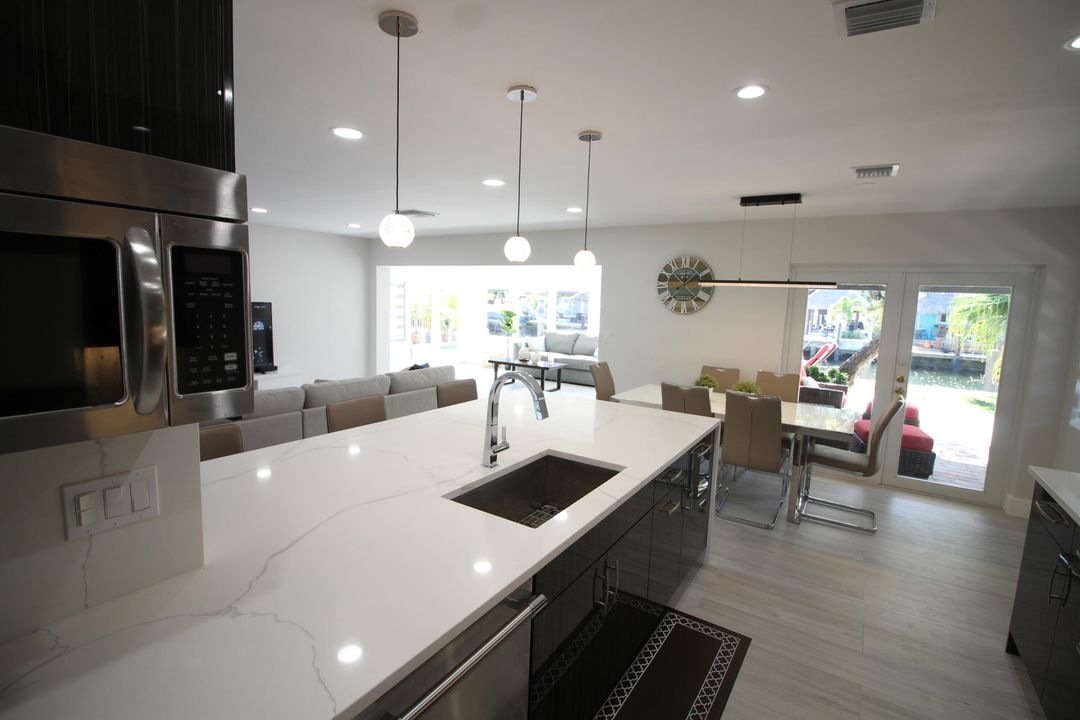 For Rent: $12,000 (2 beds, 2 baths, 1400 Square Feet)