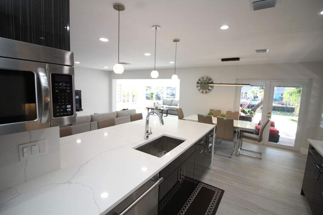 For Rent: $12,000 (2 beds, 2 baths, 1400 Square Feet)