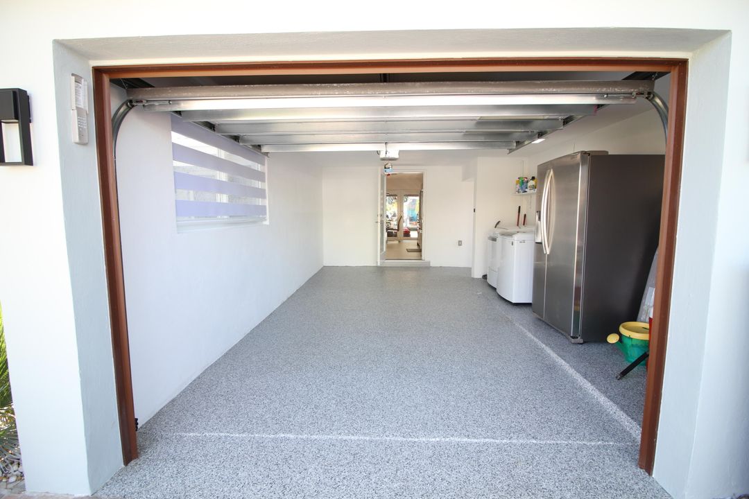 For Rent: $12,000 (2 beds, 2 baths, 1400 Square Feet)