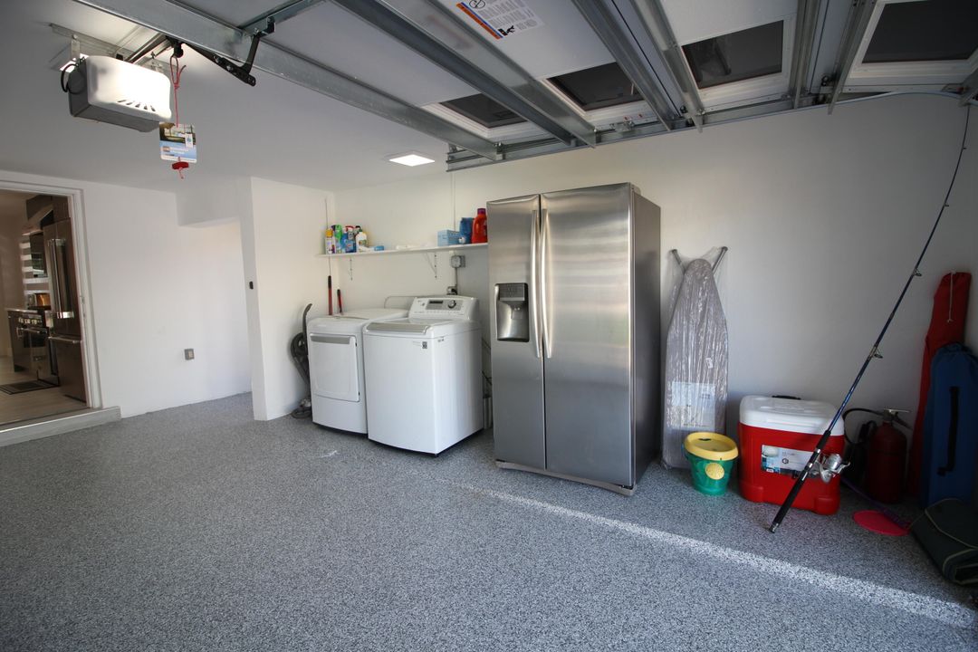 For Rent: $12,000 (2 beds, 2 baths, 1400 Square Feet)