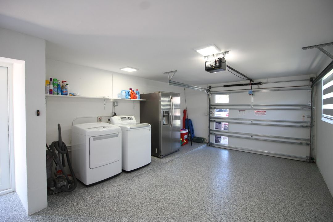 For Rent: $12,000 (2 beds, 2 baths, 1400 Square Feet)