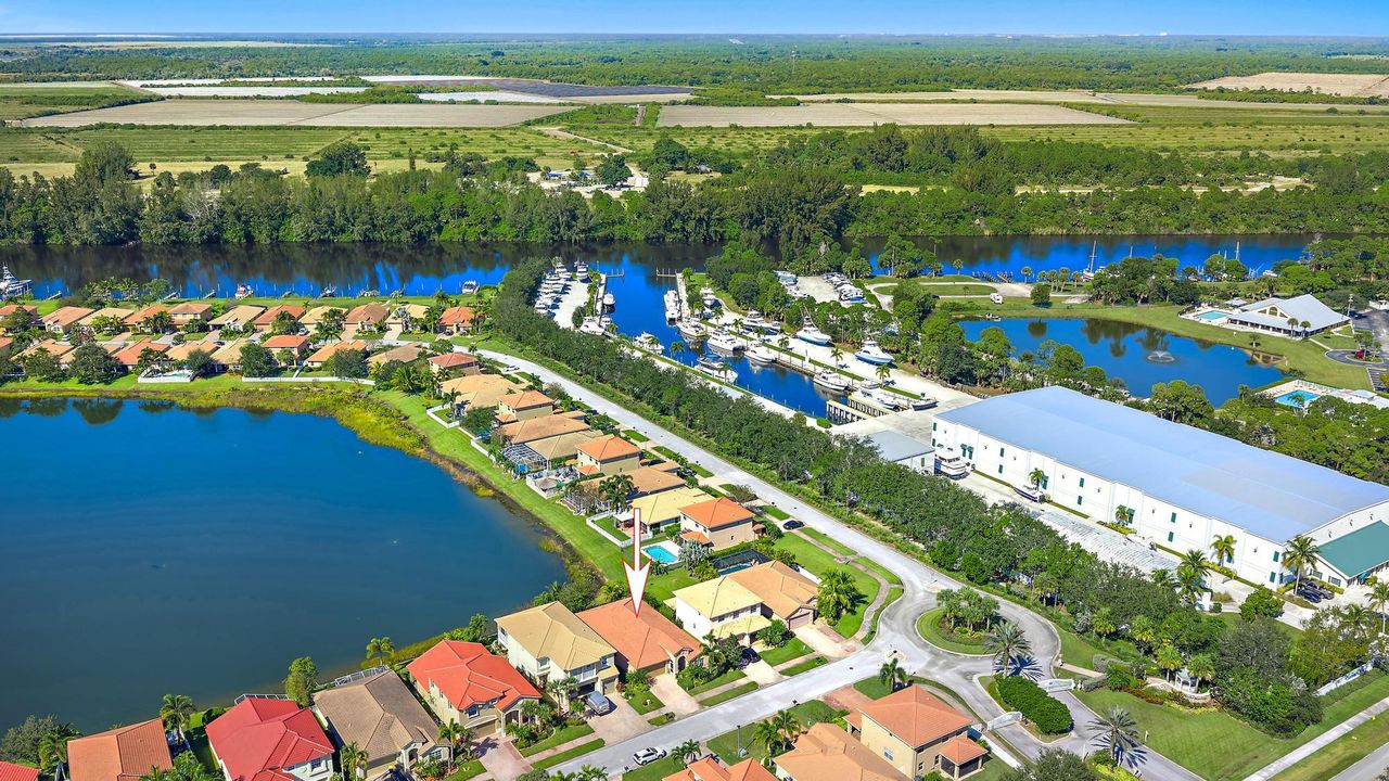 На продажу: $565,000 (3 спален, 2 ванн, 2184 Квадратных фут)