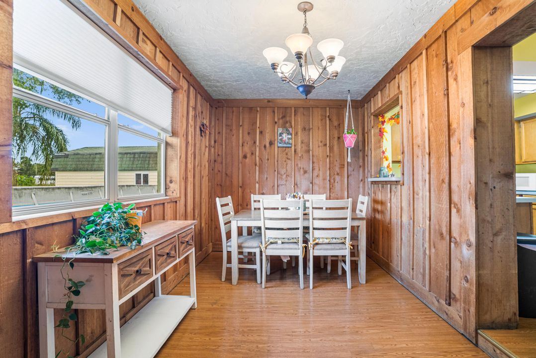 Active With Contract: $345,000 (3 beds, 2 baths, 1490 Square Feet)