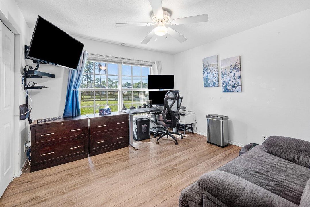 For Sale: $635,000 (4 beds, 3 baths, 1918 Square Feet)