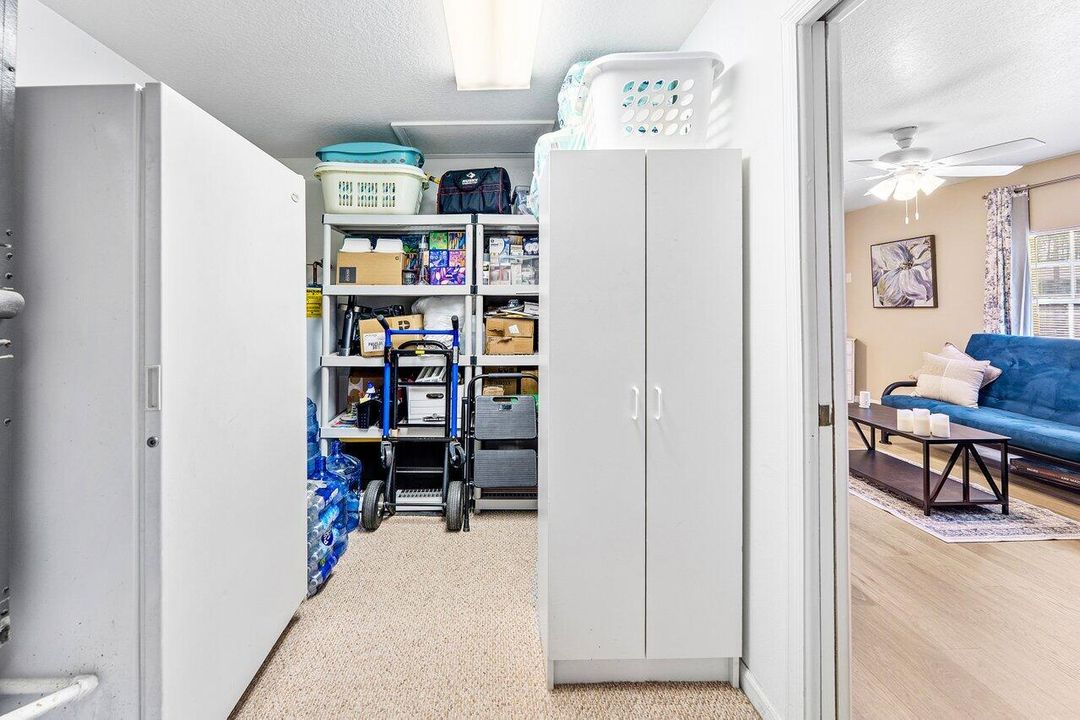 For Sale: $635,000 (4 beds, 3 baths, 1918 Square Feet)