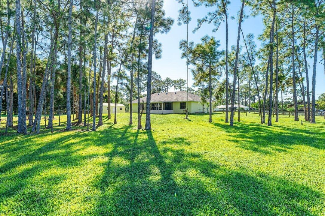 For Sale: $635,000 (4 beds, 3 baths, 1918 Square Feet)