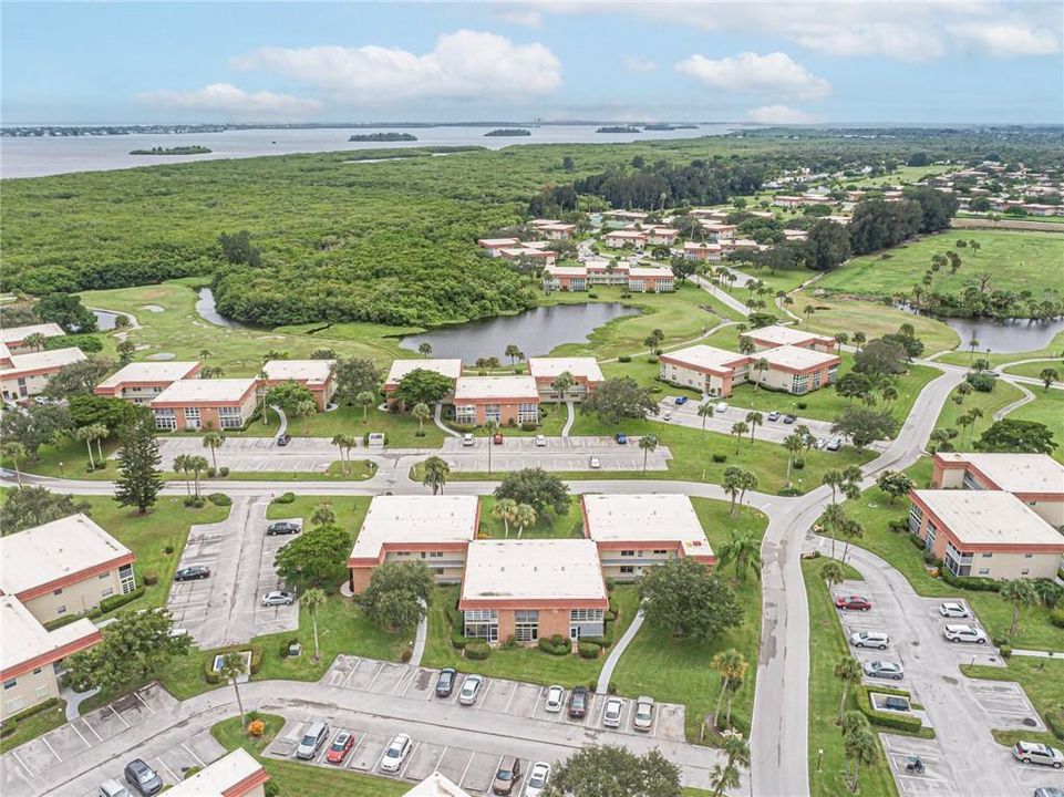 待售: $114,900 (1 贝兹, 1 浴室, 679 平方英尺)