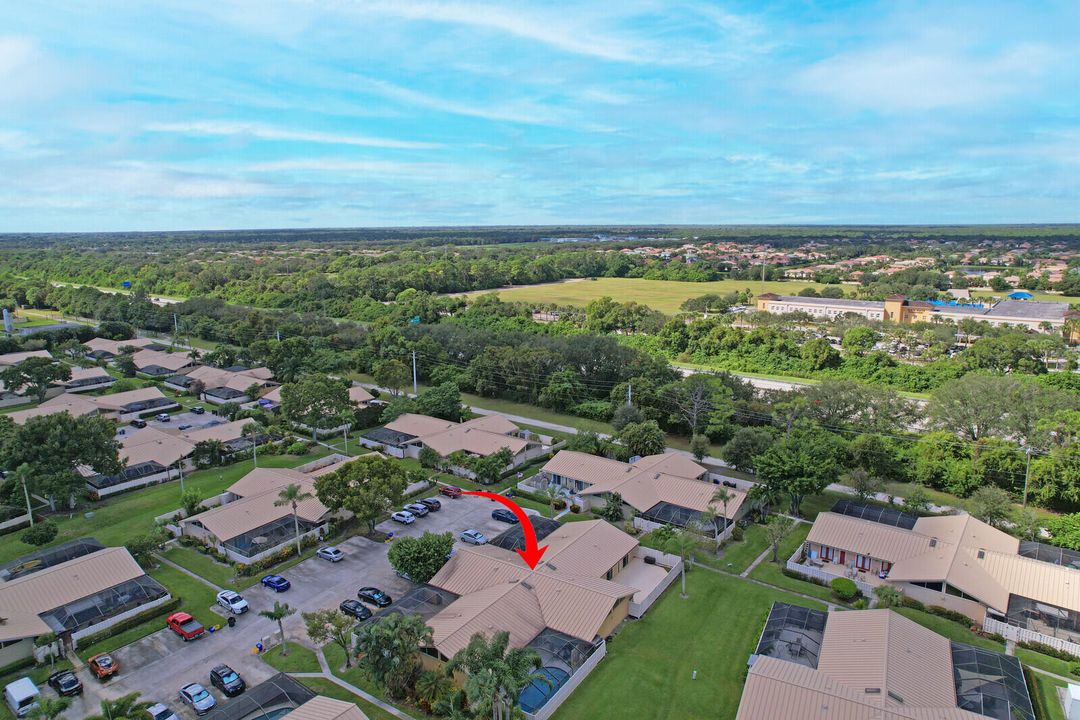 Под контрактом: $395,000 (3 спален, 2 ванн, 1276 Квадратных фут)