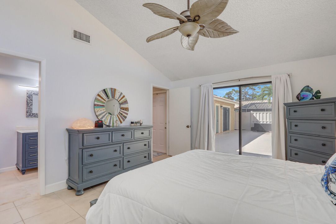 Под контрактом: $395,000 (3 спален, 2 ванн, 1276 Квадратных фут)