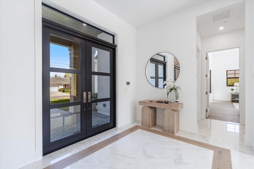 En Venta: $6,950,000 (5 camas, 6 baños, 4738 Pies cuadrados)