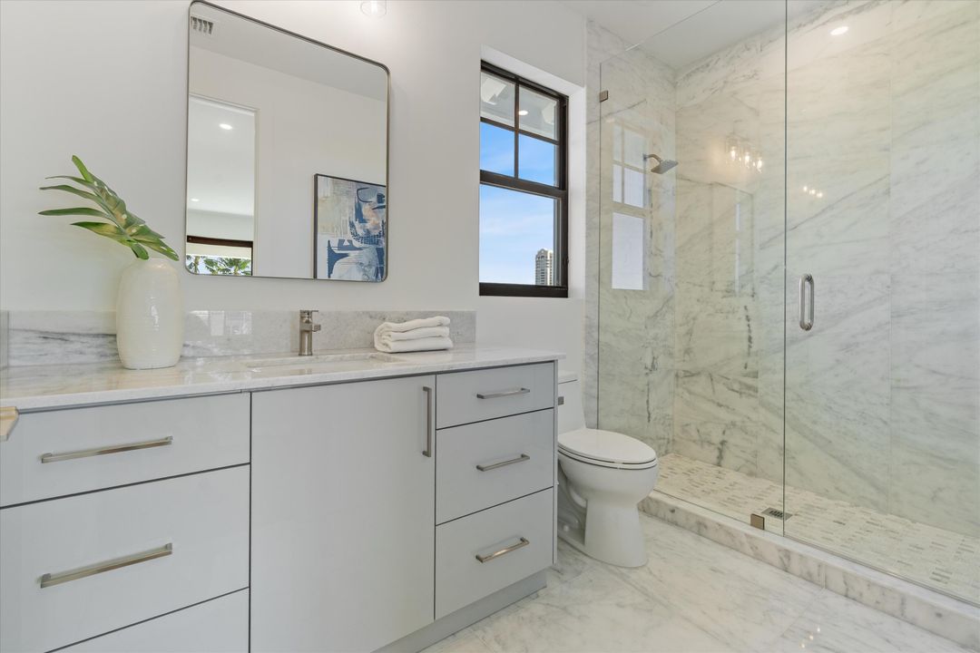 En Venta: $6,950,000 (5 camas, 6 baños, 4738 Pies cuadrados)