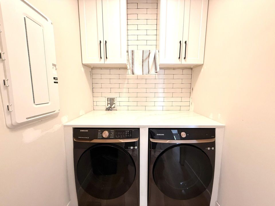 For Rent: $3,200 (3 beds, 2 baths, 2023 Square Feet)