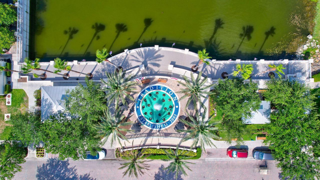 For Rent: $3,200 (3 beds, 2 baths, 2023 Square Feet)