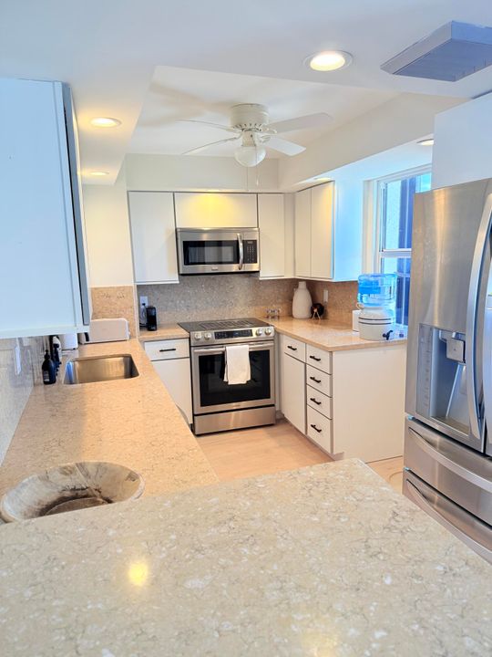 For Sale: $460,000 (2 beds, 2 baths, 1235 Square Feet)