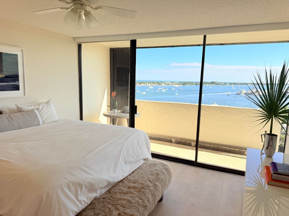 For Sale: $460,000 (2 beds, 2 baths, 1235 Square Feet)