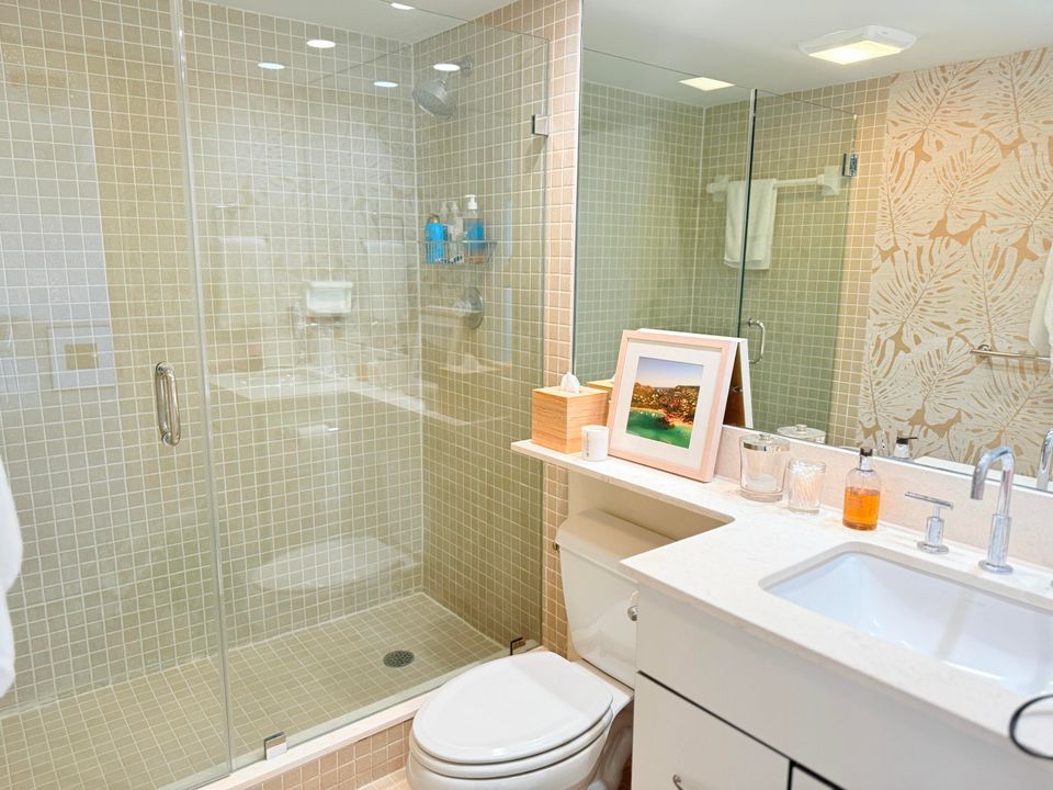 For Sale: $460,000 (2 beds, 2 baths, 1235 Square Feet)