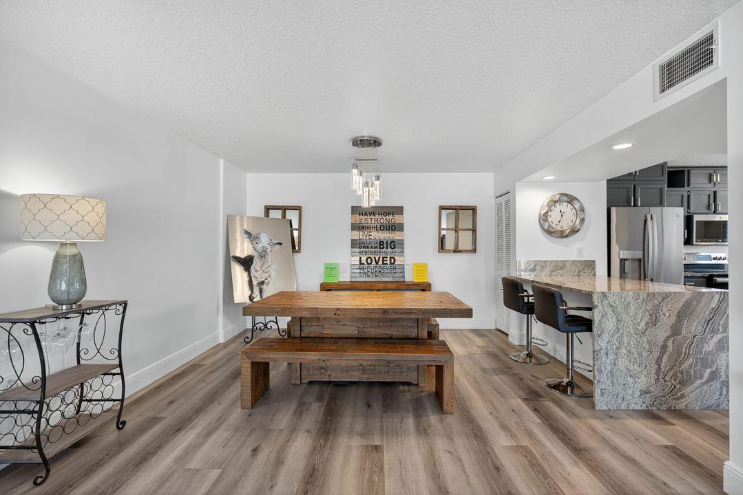 На продажу: $795,000 (3 спален, 2 ванн, 1640 Квадратных фут)