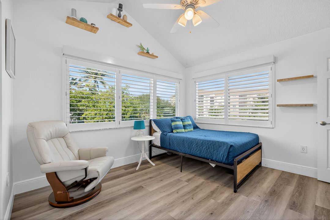 На продажу: $795,000 (3 спален, 2 ванн, 1640 Квадратных фут)