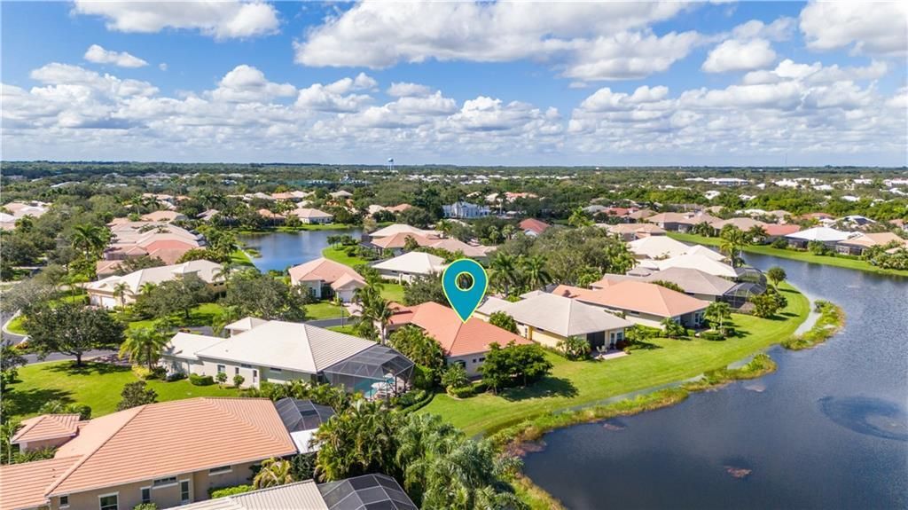 For Sale: $749,000 (3 beds, 3 baths, 2636 Square Feet)