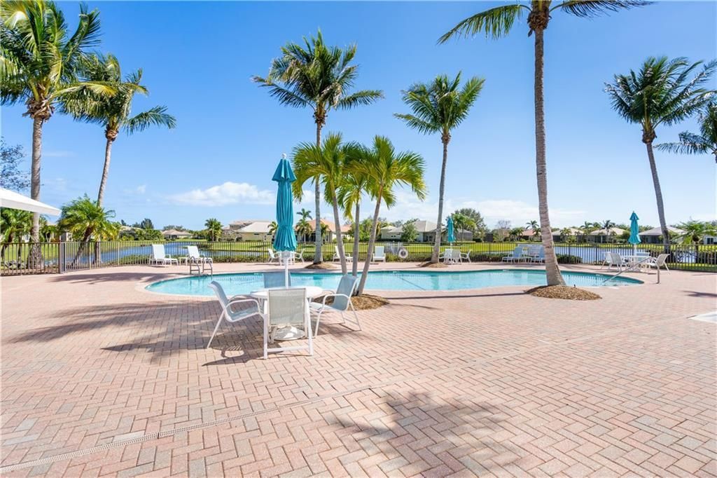 For Sale: $749,000 (3 beds, 3 baths, 2636 Square Feet)