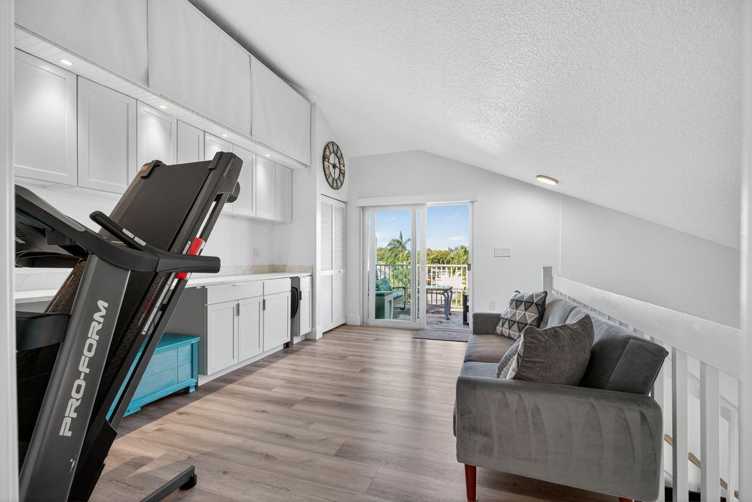 На продажу: $795,000 (3 спален, 2 ванн, 1640 Квадратных фут)