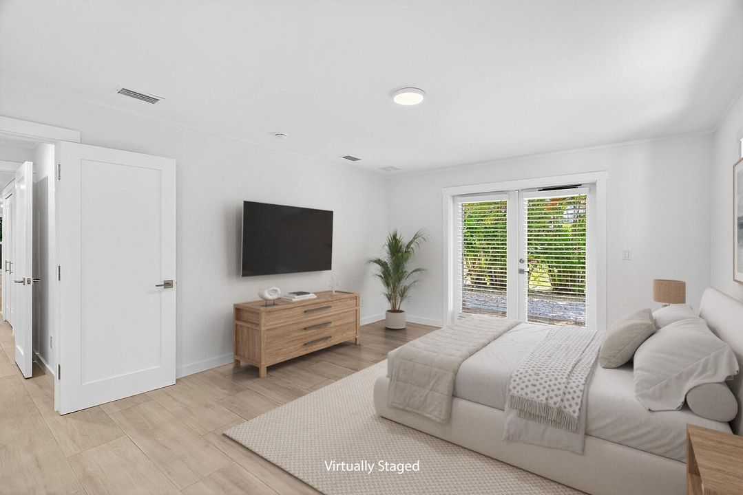 待售: $650,000 (2 贝兹, 2 浴室, 1300 平方英尺)